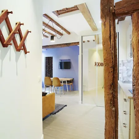 Rent A - Aparts Cadet Apartment Paris