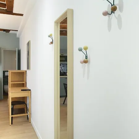 Rent A - Aparts Cadet Apartment
